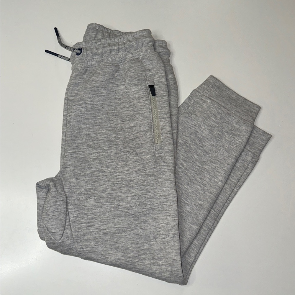 Boys Vineyard Vines secret performance jogger NWT size 6